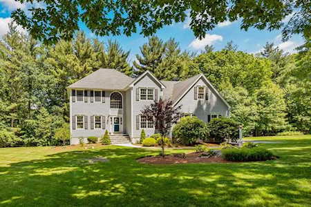11 Belmont Lane North Reading, MA 01864