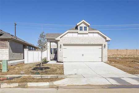 601 Presidio Street Aubrey, TX 76227