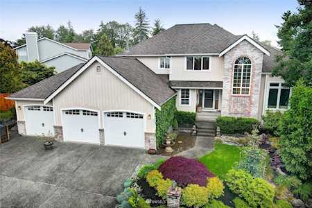23111 SE 249th Ct Maple Valley, WA 98038