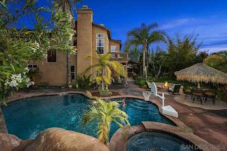 10993 La Alberca San Diego, CA 92127