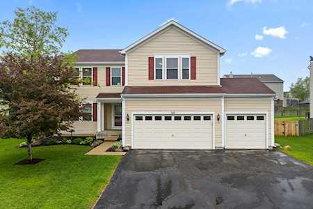 343 Kennedy Dr Antioch, IL 60002