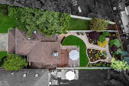15849 Northup Way Bellevue, WA 98008