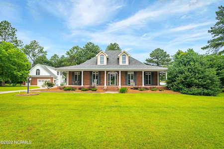 3885 Edwards Road Grimesland, NC 27837