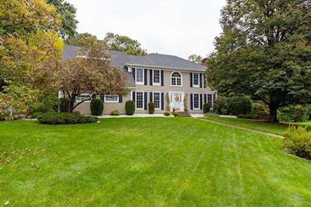 5 Big Wood Dr Westfield, MA 01085