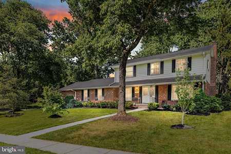 8806 Camden St Alexandria, VA 22308