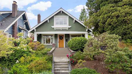 4315 Burke Ave N Seattle, WA 98103