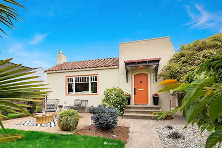 4316 SW Charlestown St Seattle, WA 98116