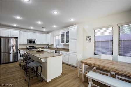 5568 Table Top Ln Las Vegas, NV 89135