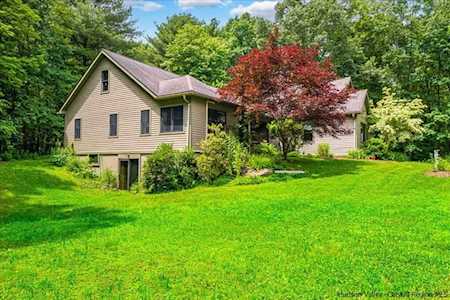 6 Mares Trail New Paltz, NY 12561