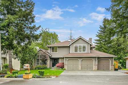 25318 217th Place SE Maple Valley, WA 98038