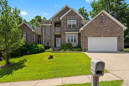 4804 Maple Leaf DR Columbia, MO 65201