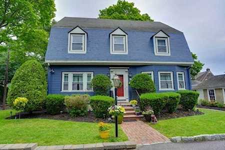 21 Fairview Avenue Arlington, MA 02474