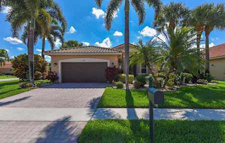 8954 Diamonte Drive Boynton Beach, FL 33472
