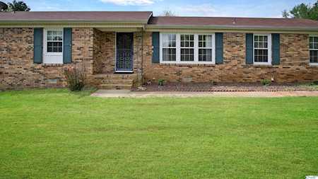 6111 Fairfield Drive Huntsville, AL 35811