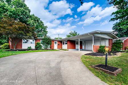 2805 Brookdale Ave Louisville, KY 40220