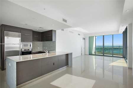 900 Biscayne Blvd #5101 Miami, FL 33132