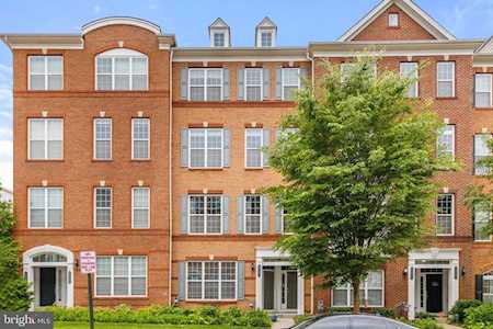 43097 Thoroughfare Gap Terrace Ashburn, VA 20148