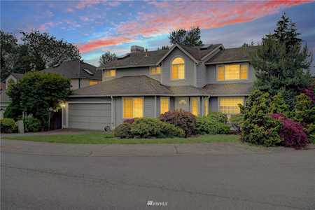 18927 112th Place SE Renton, WA 98055