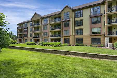1320 Riverside Lane #106 Mendota Heights, MN 55118