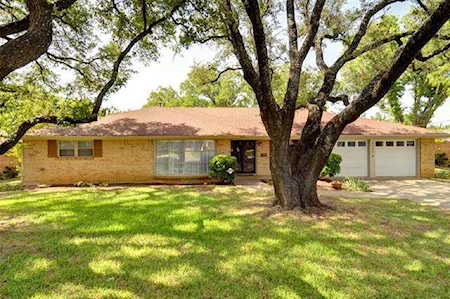4340 Wedgworth Court Fort Worth, TX 76133