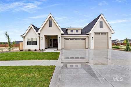 6990 N Maplestone Ave Meridian, ID 83646