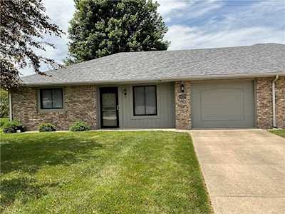 4129 Roundhill Dr Anderson, IN 46013