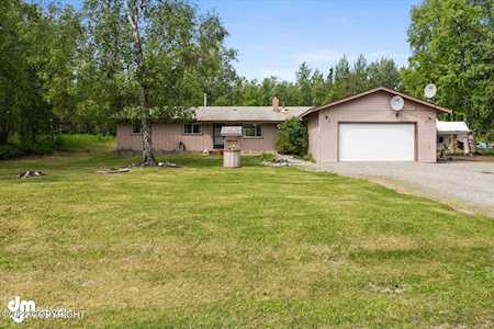 2300 N Iliamna Dr Wasilla, AK 99654