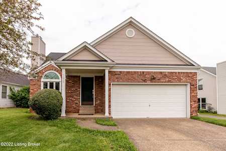 11019 Fairway Pointe Dr Louisville, KY 40241