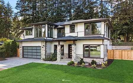 2403 153rd Ave SE Bellevue, WA 98007