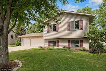 388 Jesse James Lane Mahtomedi, MN 55115