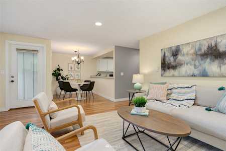 12700 NE 116th St #8F Kirkland, WA 98034
