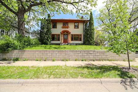 3300 Bryant Avenue N Minneapolis, MN 55412