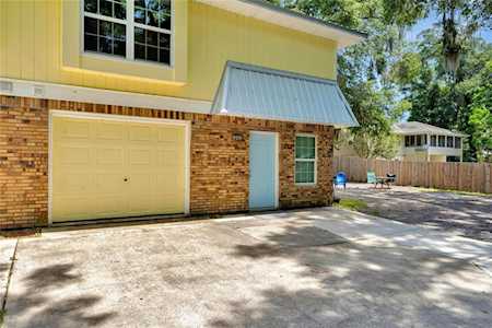 919 N Amelia Ave #919 Deland, FL 32724