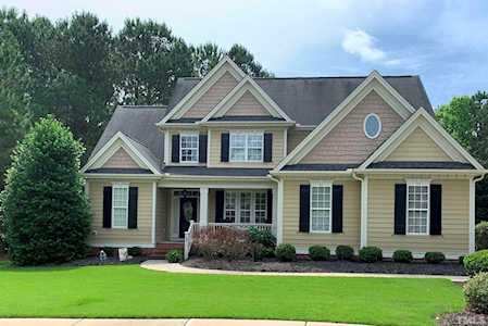 108 Crossdale Court Clayton, NC 27520