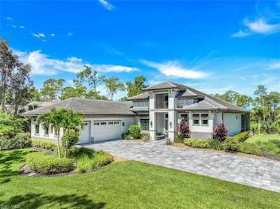 24676 Red Robin Dr Bonita Springs, FL 34135
