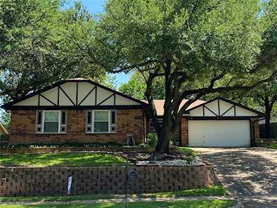 907 Glenn Drive Euless, TX 76039