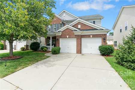 6317 Woodland Commons Dr Charlotte, NC 28269