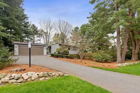 32 Barberry Road Lexington, MA 02421