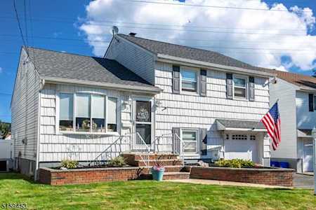 20 Carolyn Rd Belleville Twp., NJ 07109