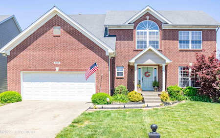 404 Arlington Meadows Dr Fisherville, KY 40023