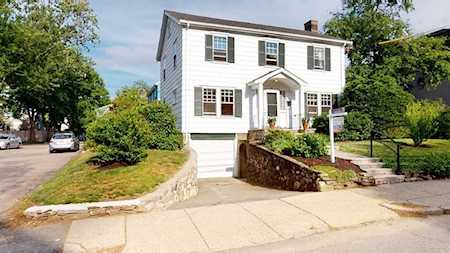 66 Walker St Newton, MA 02460