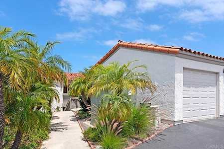 903 Caminito Estrada #D Carlsbad, CA 92011