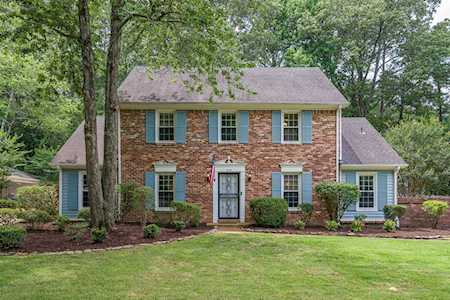 2151 New Meadow Dr Germantown, TN 38139