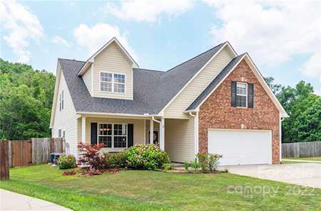 413 Wildbriar Rd Fletcher, NC 28732