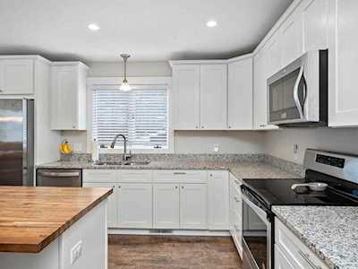 2350 Pagel Road Mendota Heights, MN 55120