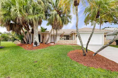 19496 Sedgefield Terrace Boca Raton, FL 33498