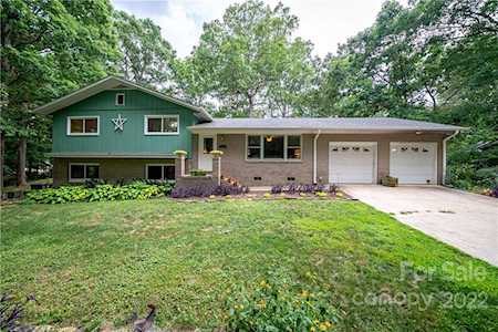 2124 Woodcroft Ln Albemarle, NC 28001