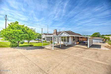 1825 Dry Gap Pike Knoxville, TN 37918