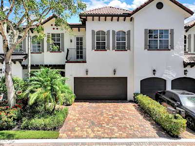 819 Estuary Way Delray Beach, FL 33483