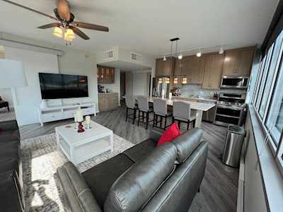 8161 33rd Avenue S #206W Bloomington, MN 55425